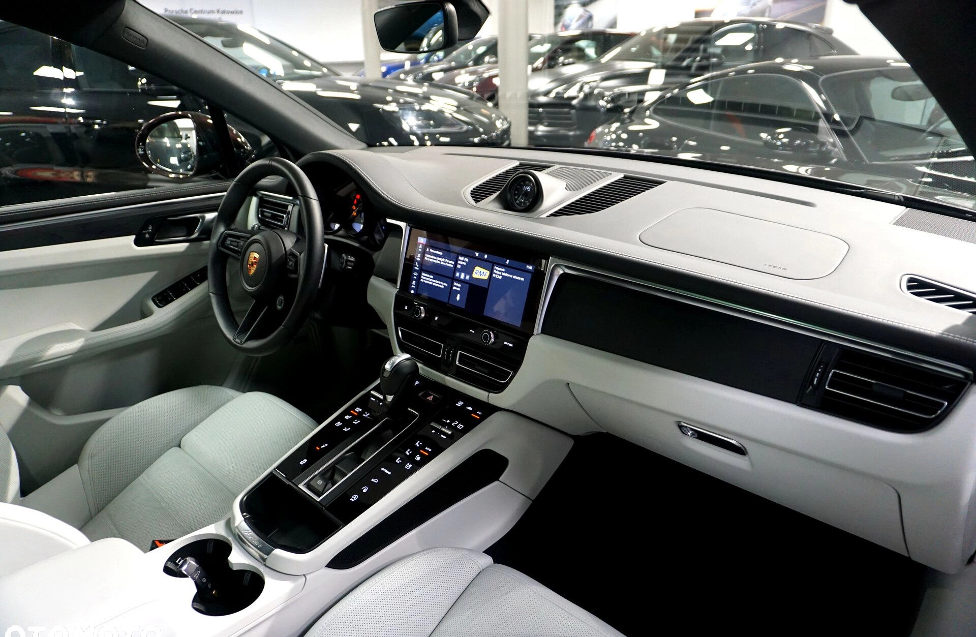 Porsche Macan cena 365000 przebieg: 3122, rok produkcji 2023 z Katowice małe 436